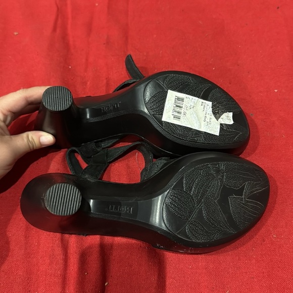 Born Black Women's Heels with Ruffle Detail - Picture 5 of 5